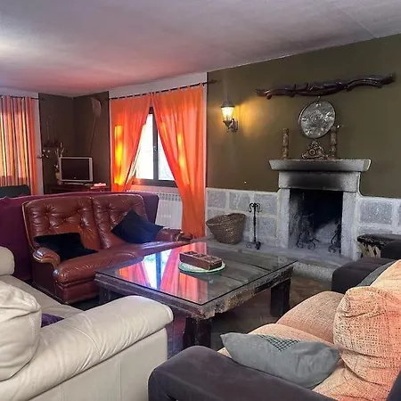 Casa Fiestas 16 Personas, Barbacoa Y Terraza * Las Cruceras