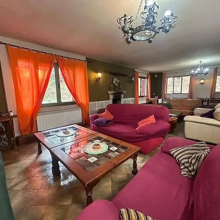 Casa Fiestas 16 Personas, Barbacoa Y Terraza Chalé *