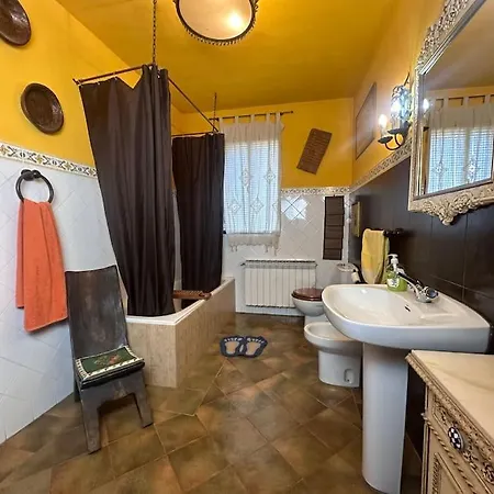 Casa Fiestas 16 Personas, Barbacoa Y Terraza Chalé