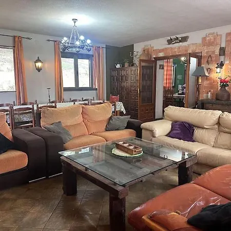 Casa Fiestas 16 Personas, Barbacoa Y Terraza * Las Cruceras