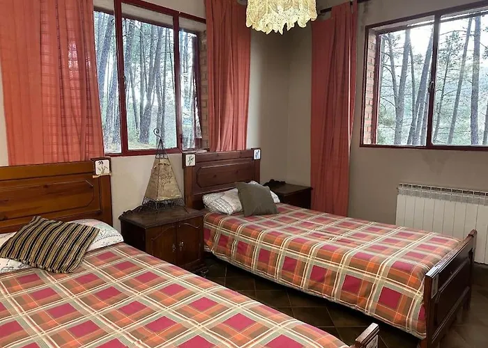 Horská chata Casa Fiestas 16 Personas, Barbacoa Y Terraza Las Cruceras